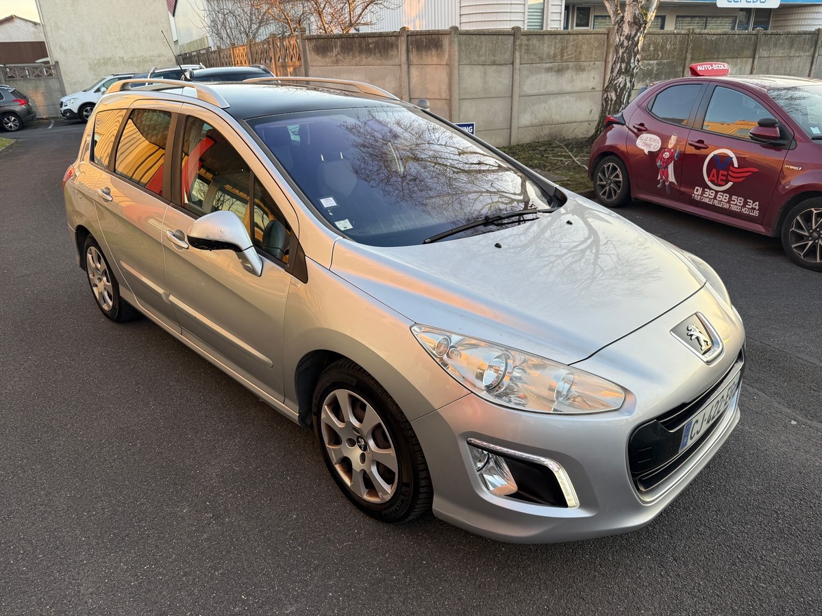 Peugeot 308 SW 1.6 e-HDI 115 CV active 7 places  crit2