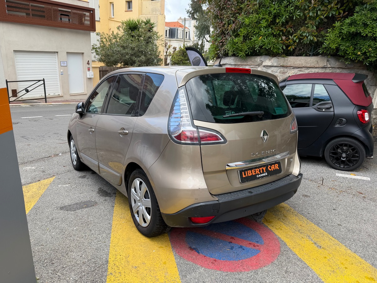 RENAULT Scenic 1.2 TCE 132 CV / 1 er Main /  Finition BOSE / GPS / Km Réel /