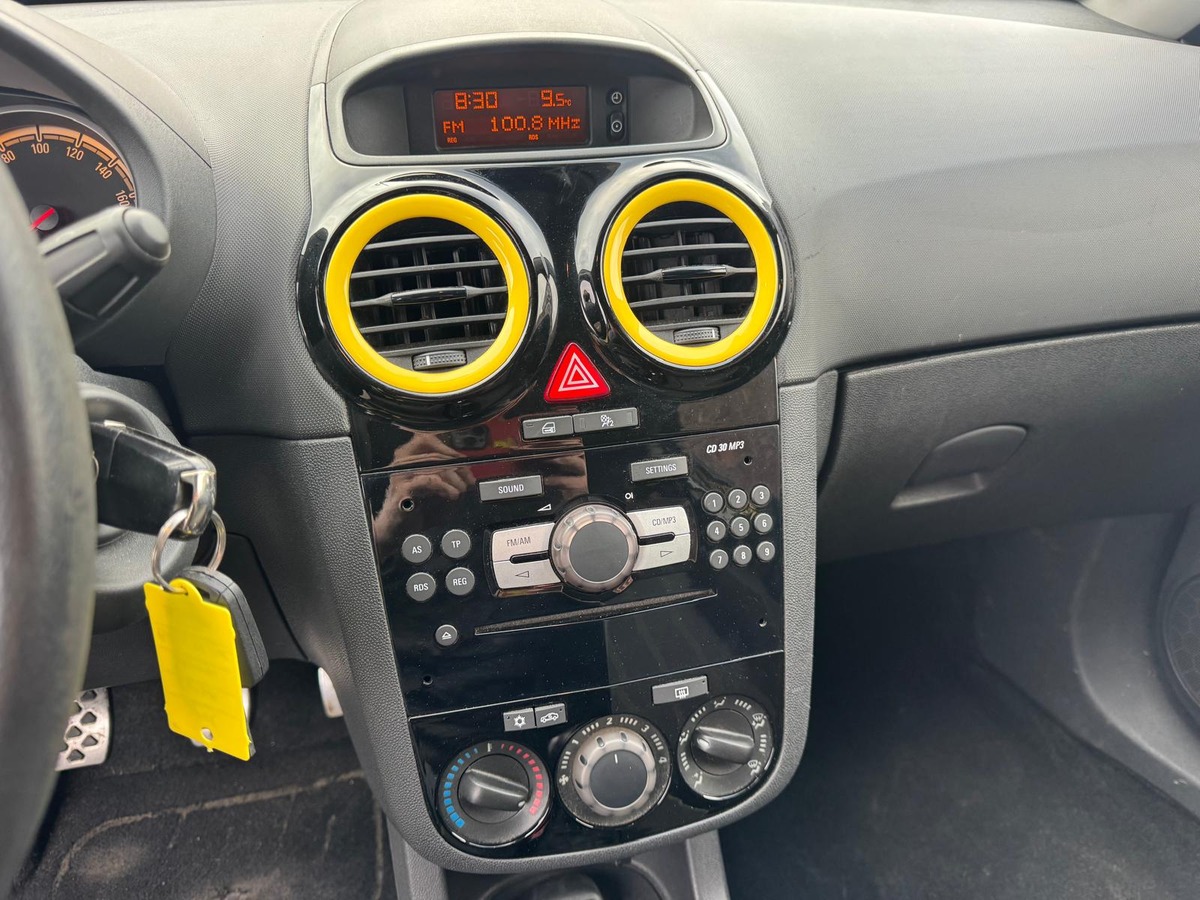 Opel Corsa 1.4 100 Color Edition-GARANTIE