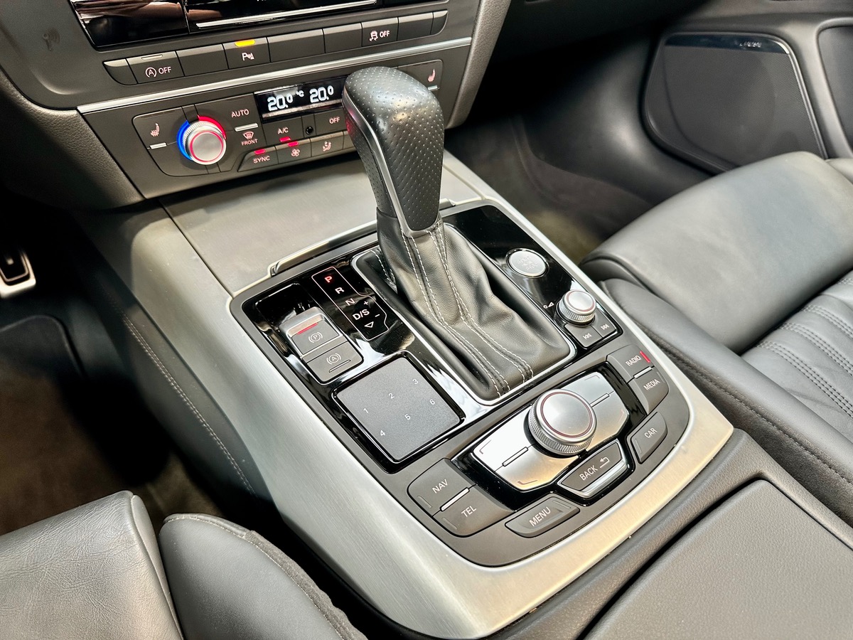 Audi A6 Avant IV (2) 3.0 BITDI 326 Compétition Quattro Tiptronic 8 1ère Main g