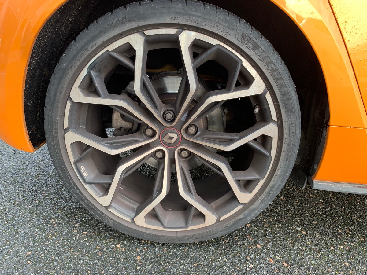 RENAULT Megane 280 ch | RS | JA 19" Interlagos diamantées | Affichage tête haute | GPS