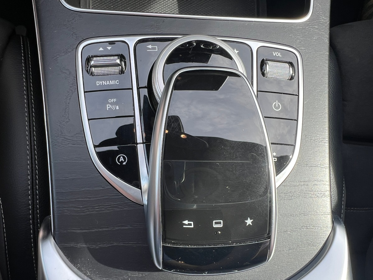Mercedes-Benz Classe C 156 chevaux | AMG LINE | Caméra recul | Apple car play | Sièges électrique