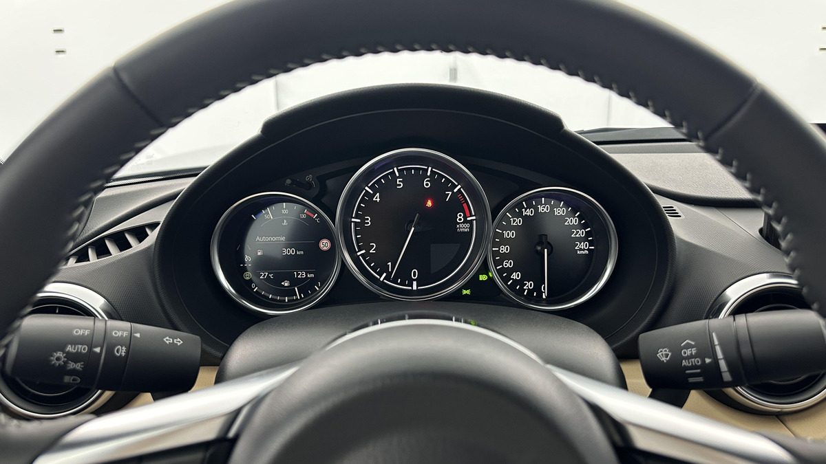 Mazda MX-5 ROADSTER
