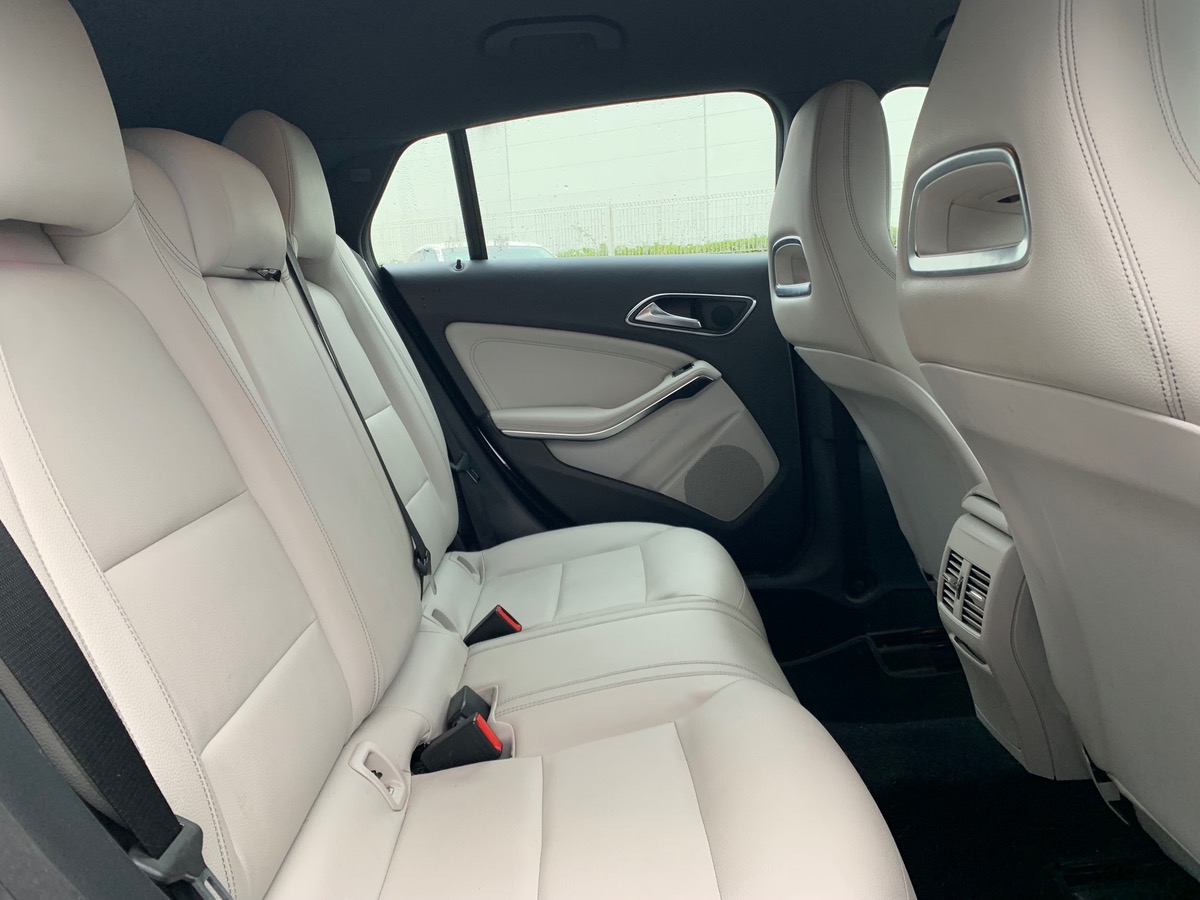 Mercedes-Benz CLA Shooting Brake 122 ch | 180 | Sensation | Cuir | GPS | Caméra recul | Phares LED