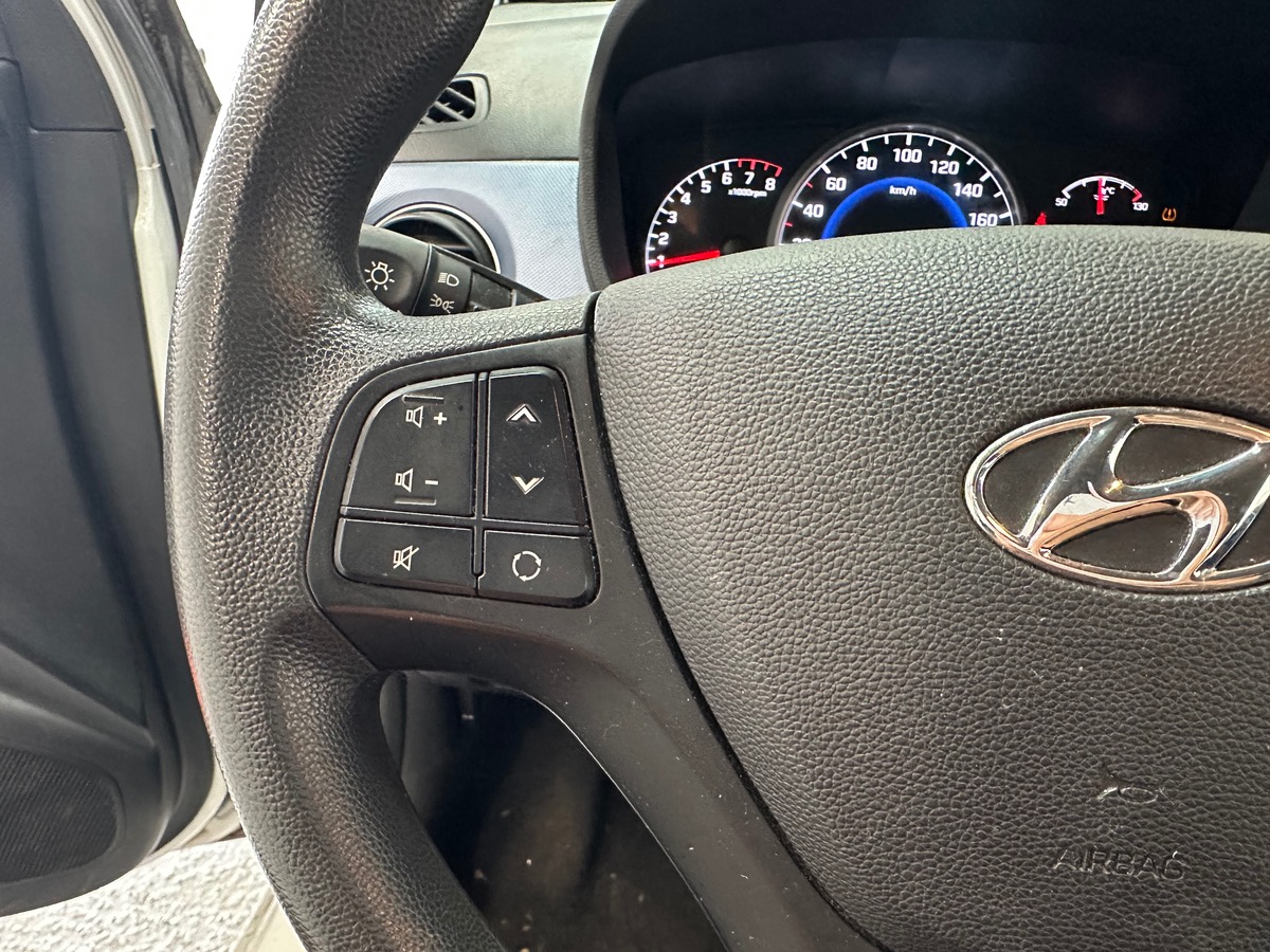 Hyundai i10 II 1.0 66 PACK EVIDENCE