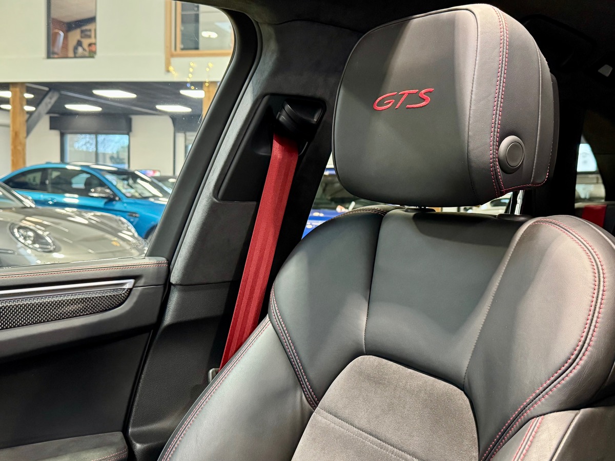 Porsche Macan GTS 3.0 360 PDK7 Options +++ d