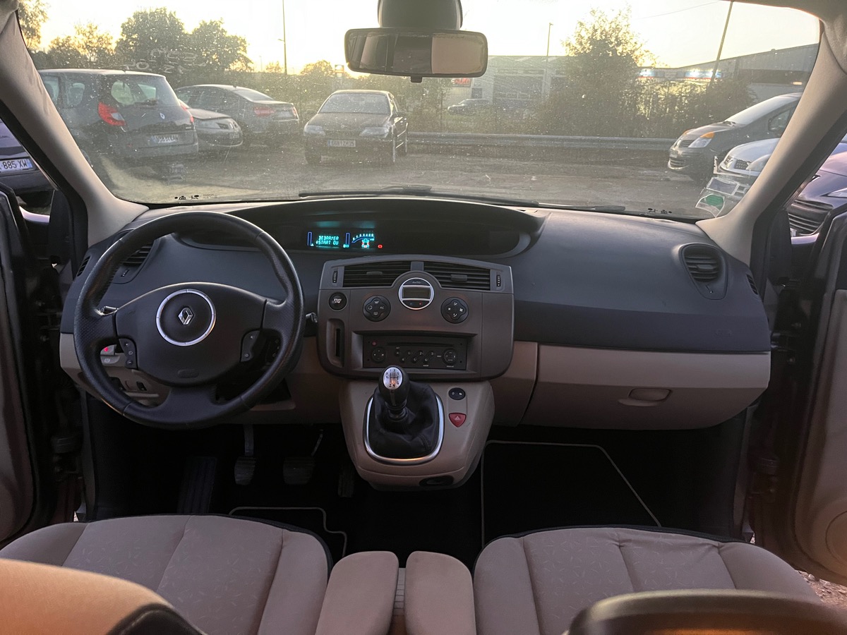 RENAULT Scenic 1.5 dci 168725KM