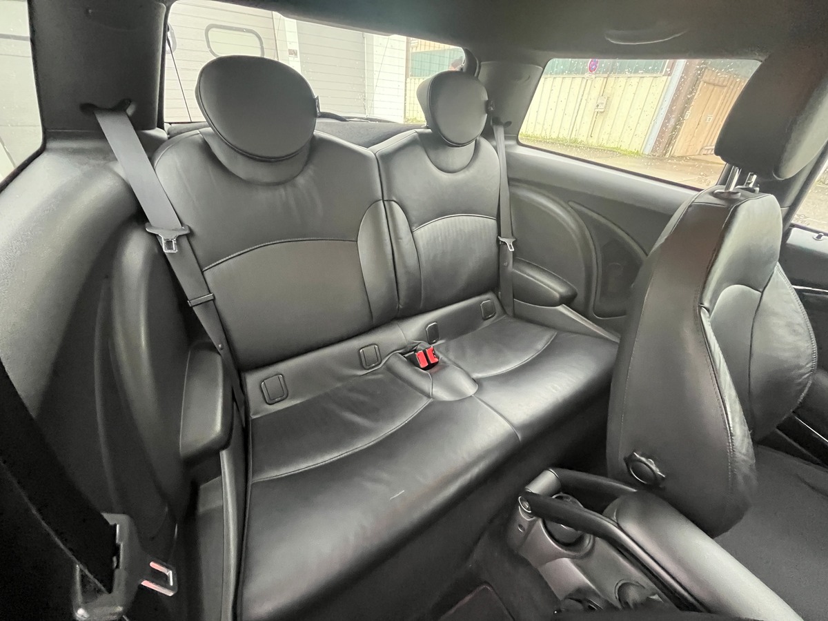 Mini Cooper JOHN COOPER WORKS 211ch, FEUX AUTOMATIQUE, RADAR, GPS