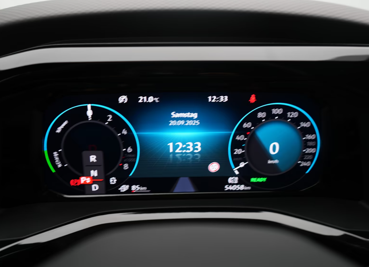 Volkswagen Multivan VII (T7) 1.4 eHybrid 218ch Life Long DSG6/vis à vis/Harman-Kardon/Attelage