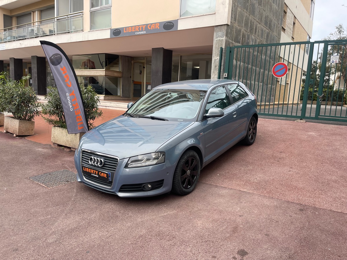 Audi A3 1.4 TFSI 125 cv S TRONIC / Boite Auto / S Line / Jantes Noires