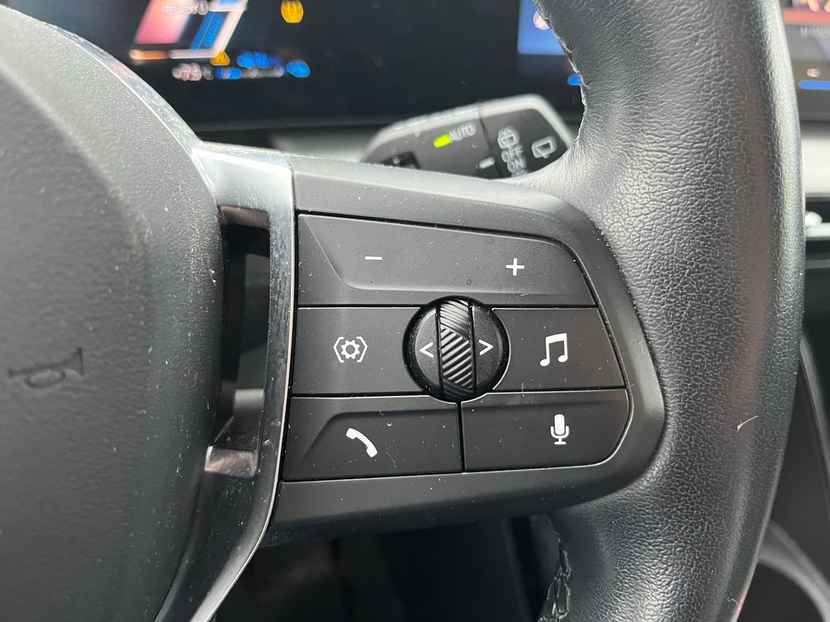 Bmw Série 2 225e Active Tourer XDRIVE, SUIVI COMPLET BMW, ATTELAGE, CAMERA, PARK ASSIST