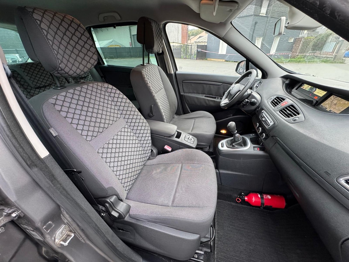 RENAULT Scenic III 1.5 dCi 110 15th - GPS - Distribution neuve - Garantie