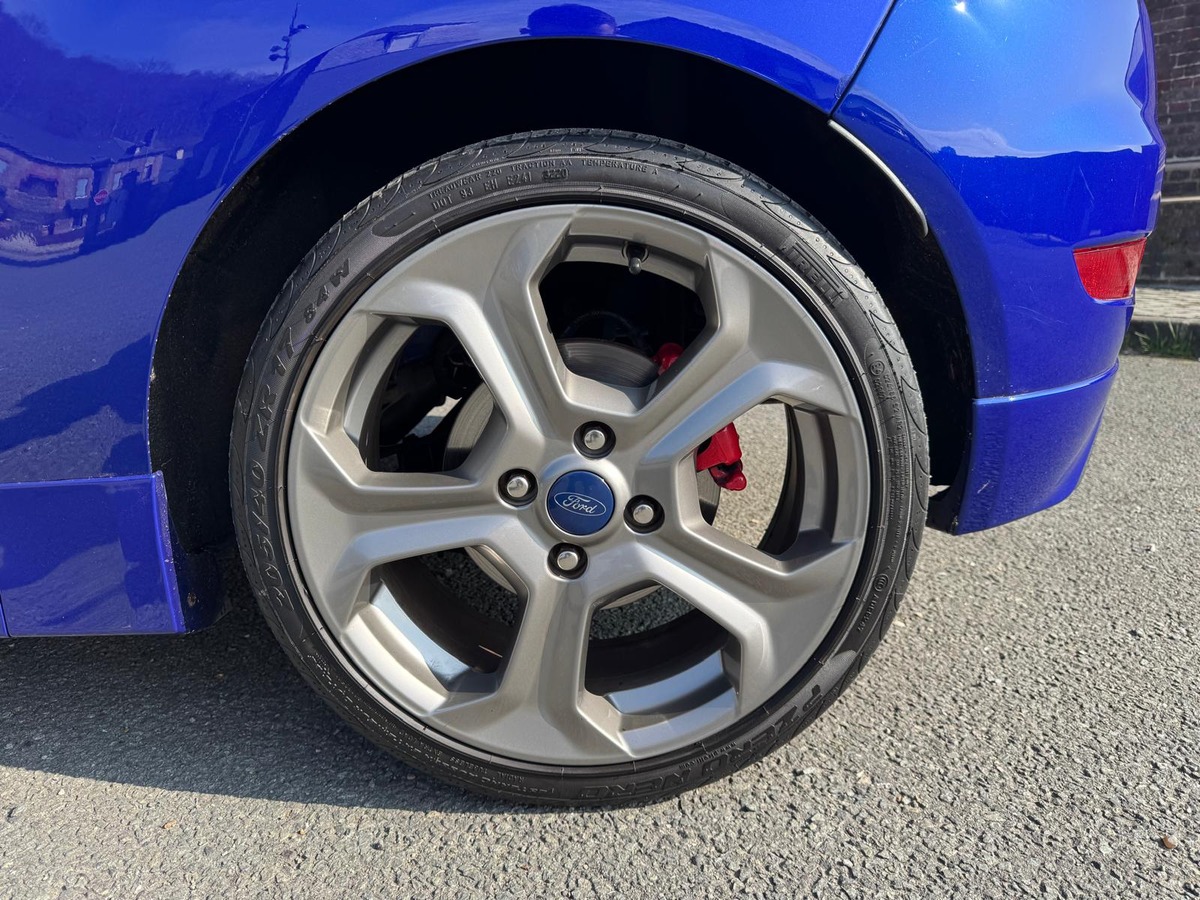 Ford Fiesta ST 1.6 Ecoboost 182 Pack Performance Pack hiver
