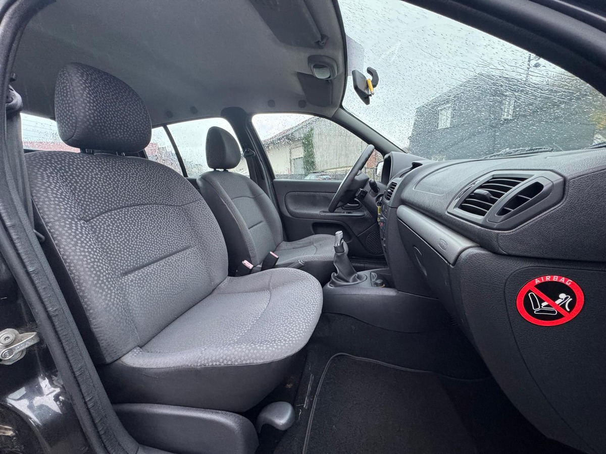 RENAULT Clio II Campus 1.5 DCI 68cv - Garantie