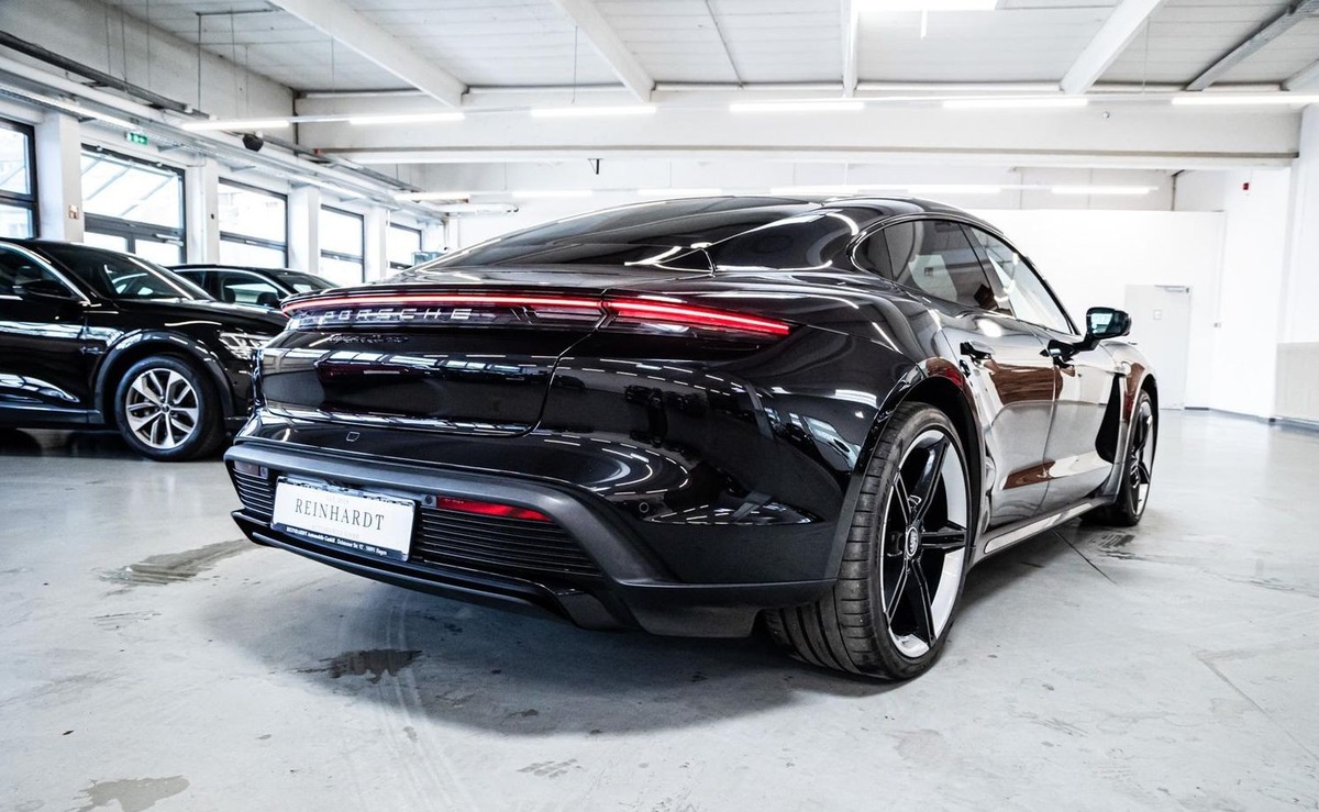 Porsche Taycan 680ch Turbo