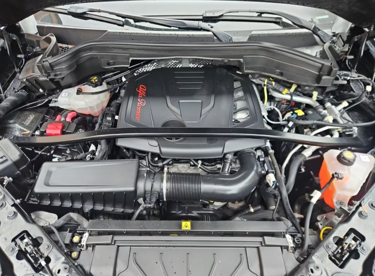 Alfa Romeo Stelvio Stelvio 2.0T 280ch Competizione Q4 AT8 Toit ouvrant Harman-Kardon