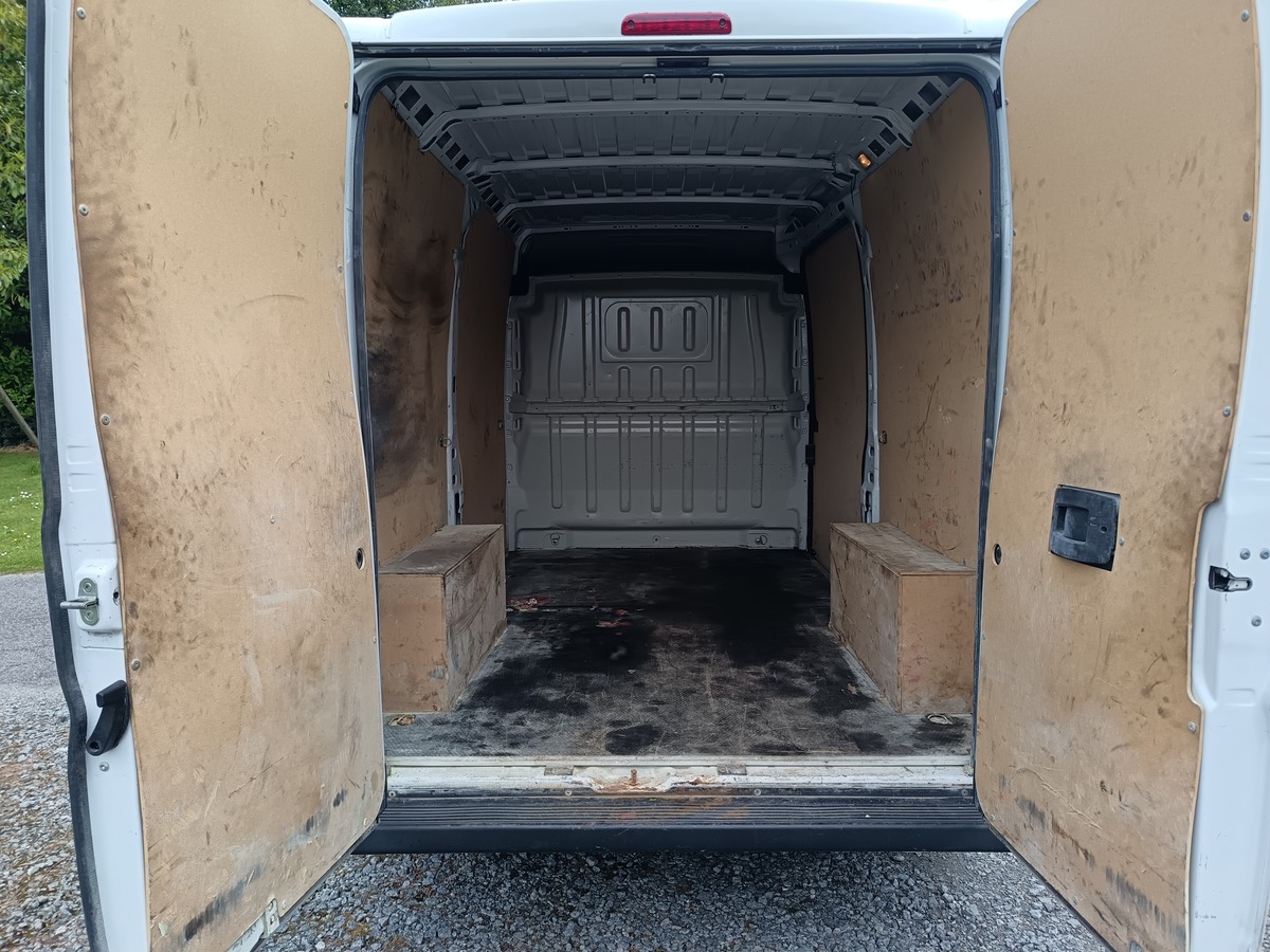 Citroën Jumper 2.2 BLUEHDI 140 CH L2H2 CONTROL GTIE 6 MOIS