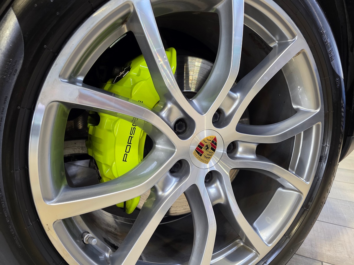 Porsche Cayenne COUPE 3.0 E-HYBRID 462 BOSE / HUD / CHRONO / 21 A