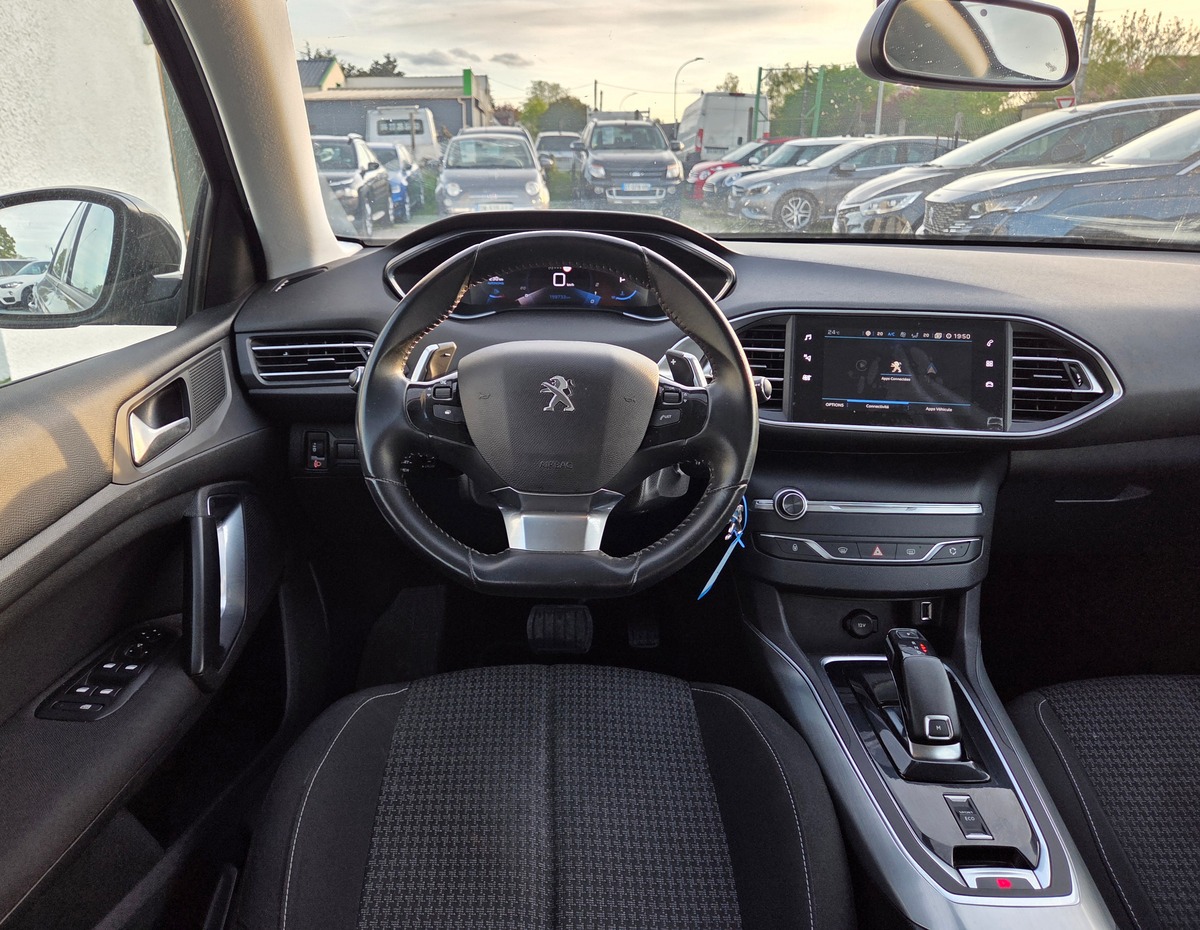 Peugeot 308 1.5 BHDi 130 CV EAT8  ACTIVE BUSINESS / 1ERE MAIN / TVA