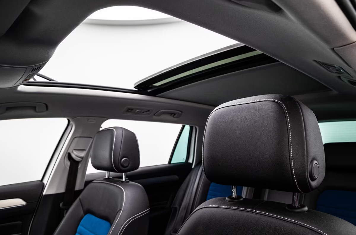 Volkswagen Passat SW VIII 2.0 TDI EVO 200ch Elegance 4Motion DSG7 Toit ouvrant Attelage