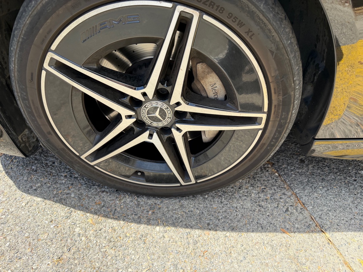 Mercedes Benz Classe C Berline 220 D  2.0 200 CV / AMG LINE / Toit Ouvrant / Caméra 360 ° /Full