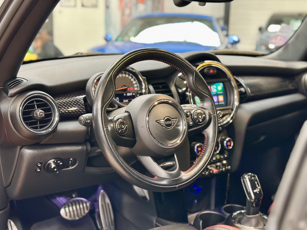 Mini Mini III Cooper S 192 Finition JCW BVA7 3P Options++ b