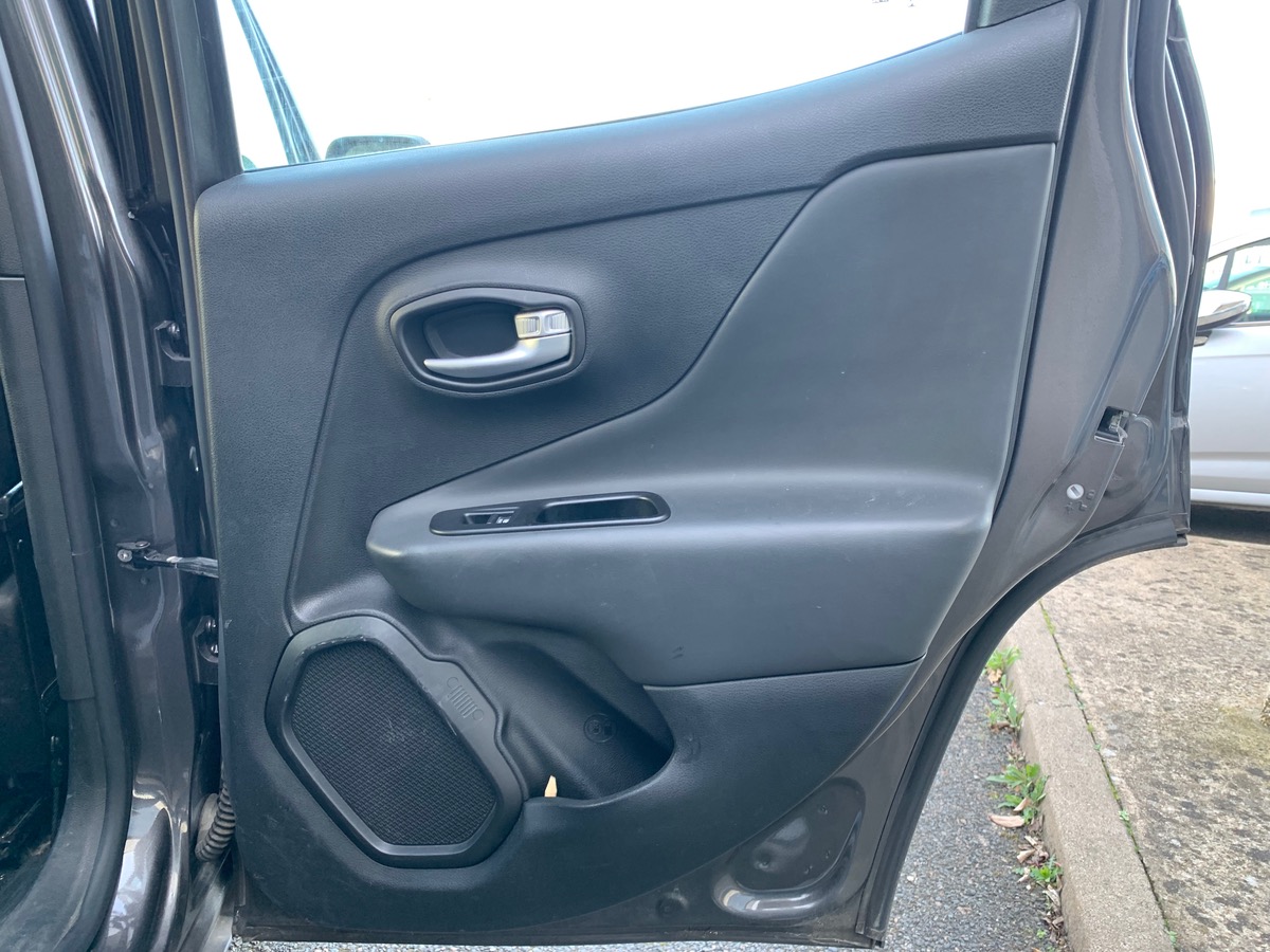 Jeep Renegade 120 ch | Limited | Caméra de recul | Régulateur de vitesse | Avertisseur Angles Morts