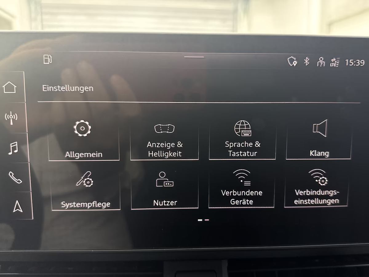 Audi A4 Allroad 40 TDI 204ch Design quattro S tronic 7/Attelage/Caméra/LED