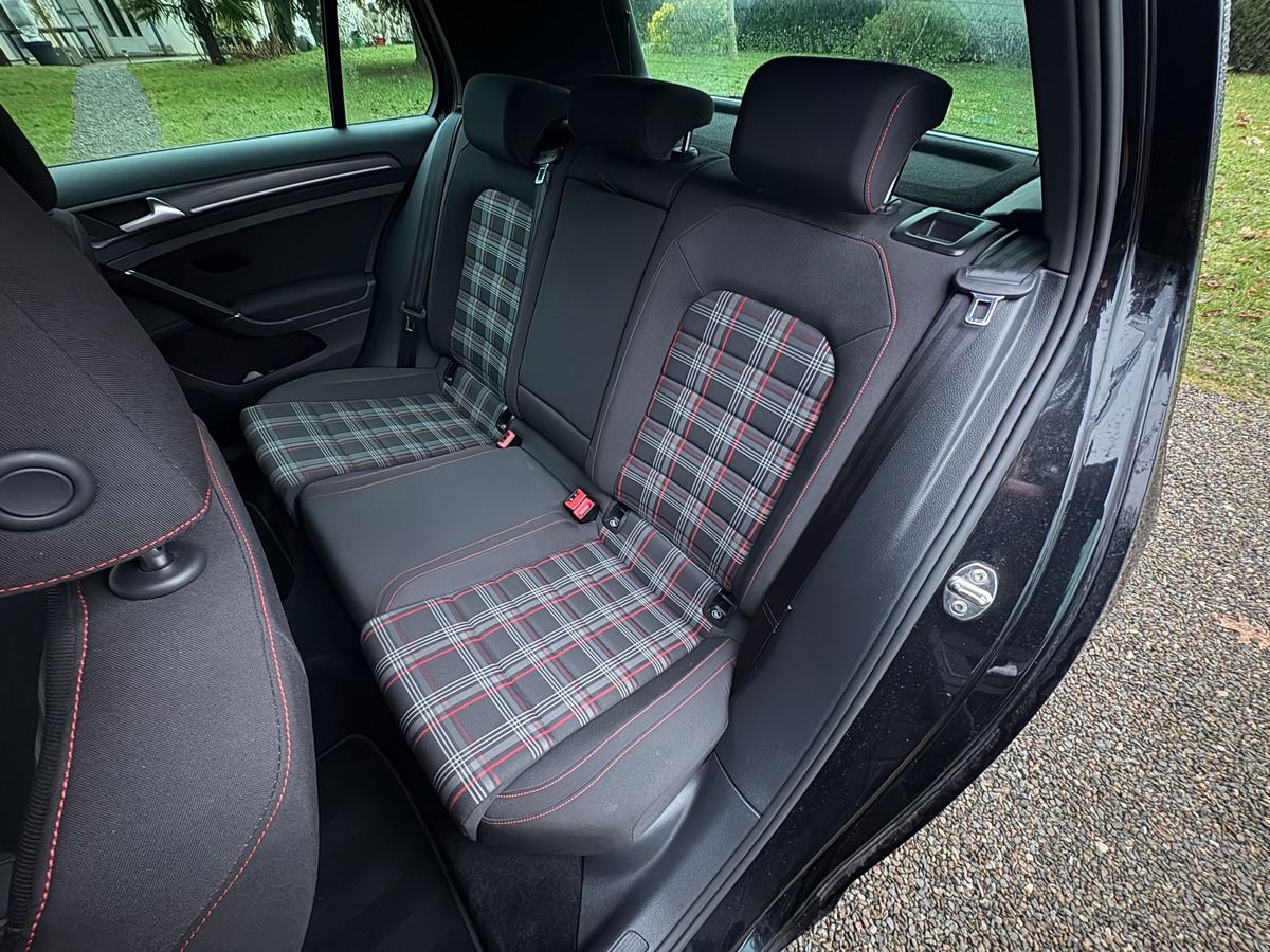 Volkswagen Golf 7 GTI 230CH Perfomance