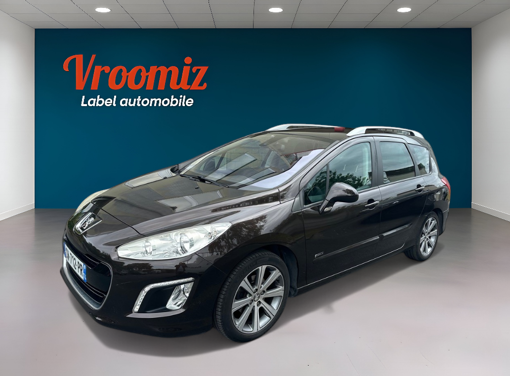Peugeot 308 SW 1.6 e-HDI 112 CV 7 place spéciale family 4XCBLeu