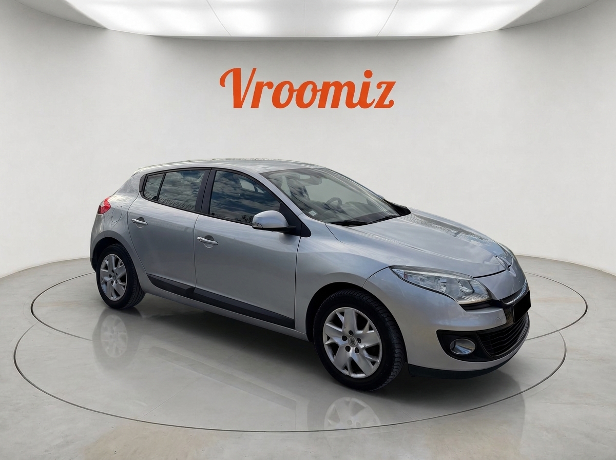 RENAULT Megane III