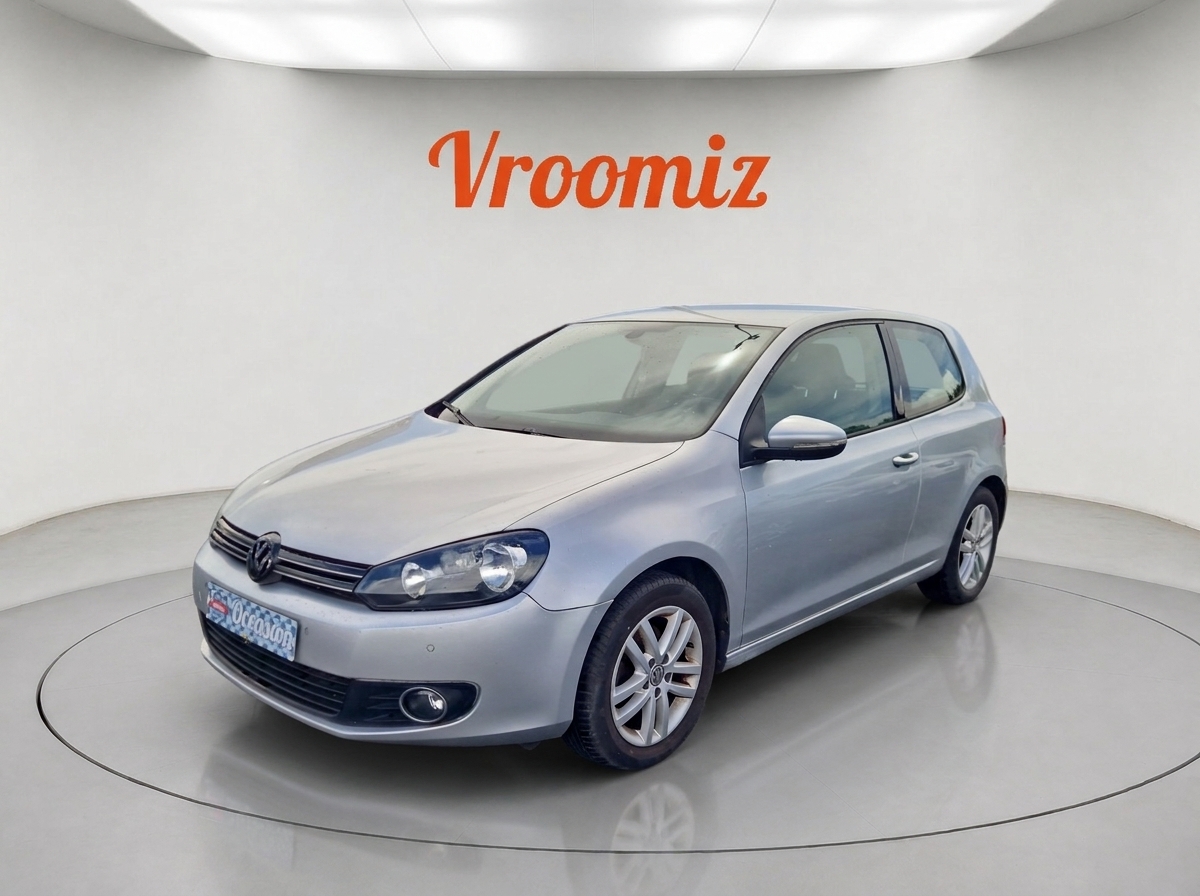 Volkswagen Golf VI