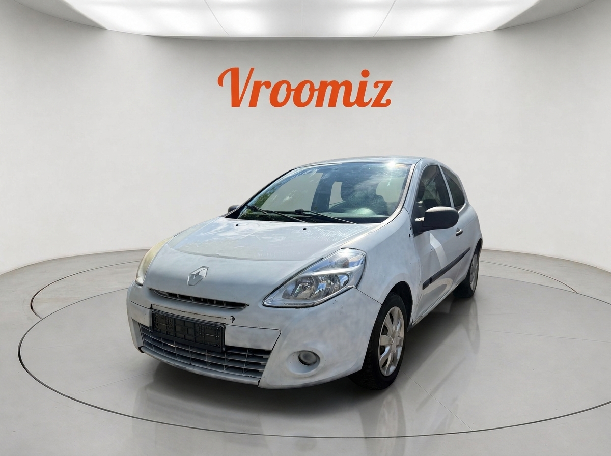 RENAULT Clio