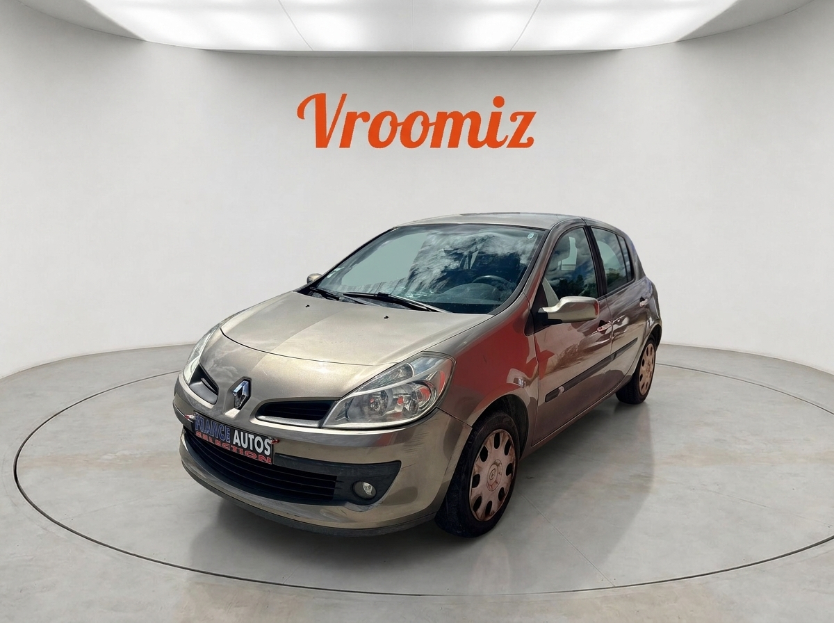 RENAULT Clio III