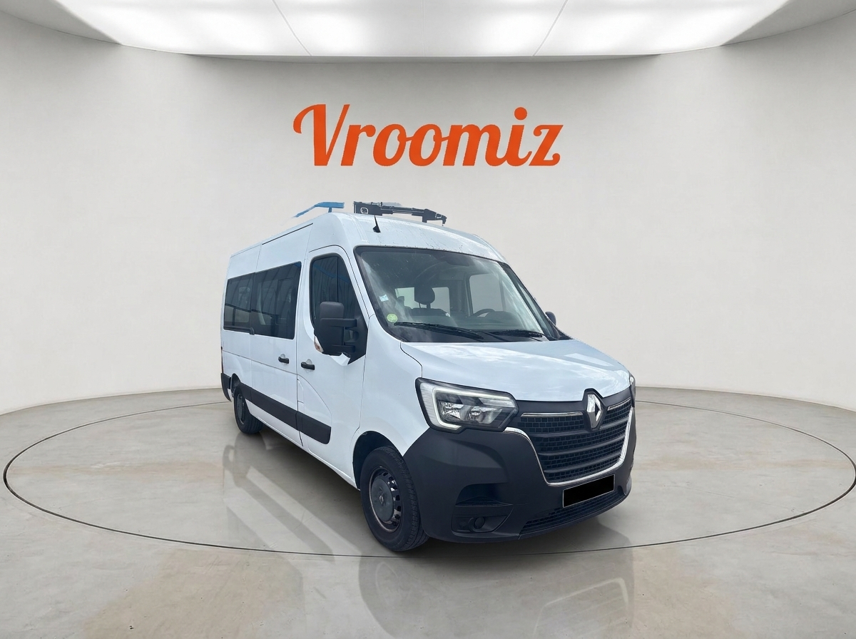 RENAULT Master Minibus