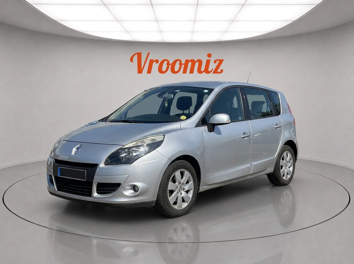 RENAULT Scenic