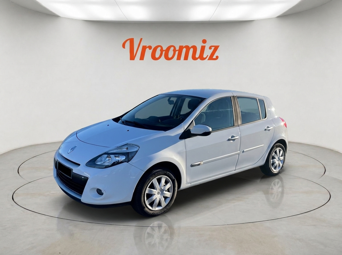 RENAULT Clio