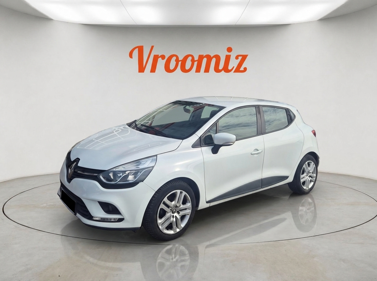 RENAULT Clio IV