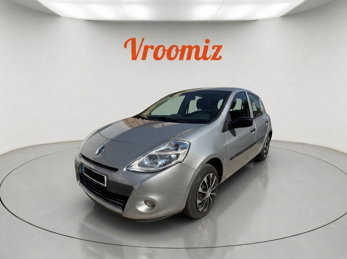 RENAULT Clio
