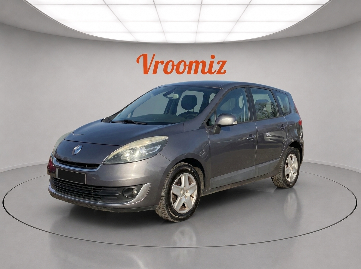 RENAULT Grand Scenic