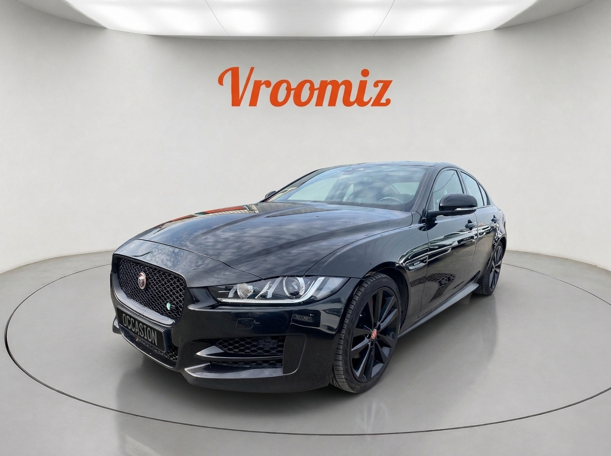 Jaguar XE