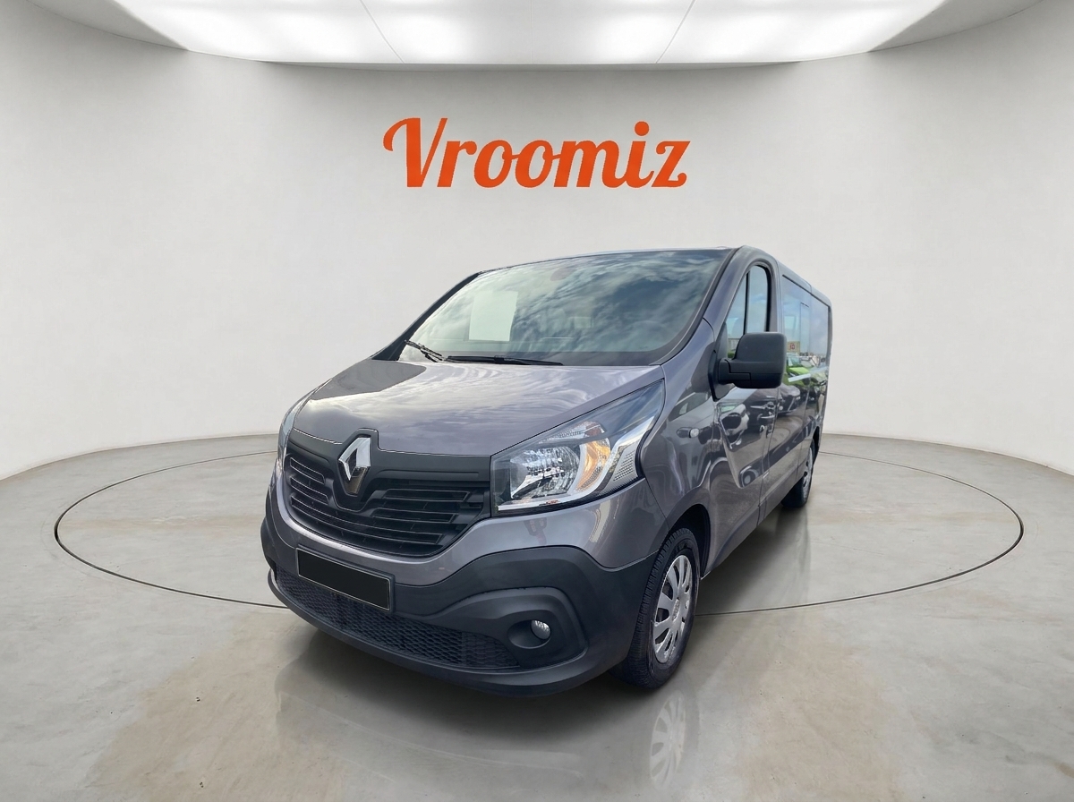 RENAULT Trafic Combi