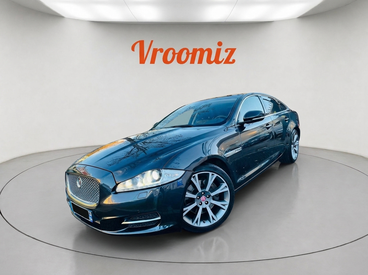 Jaguar XJ
