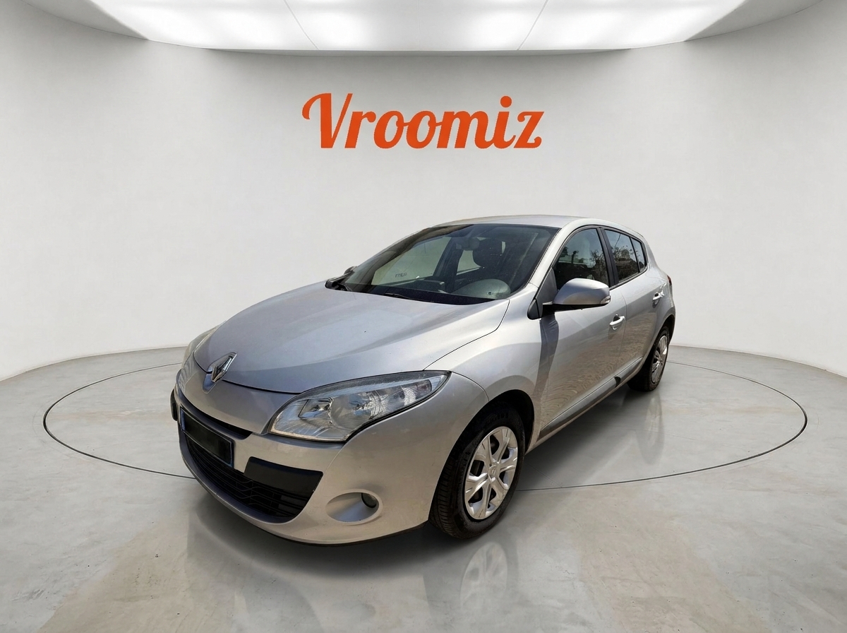RENAULT Megane
