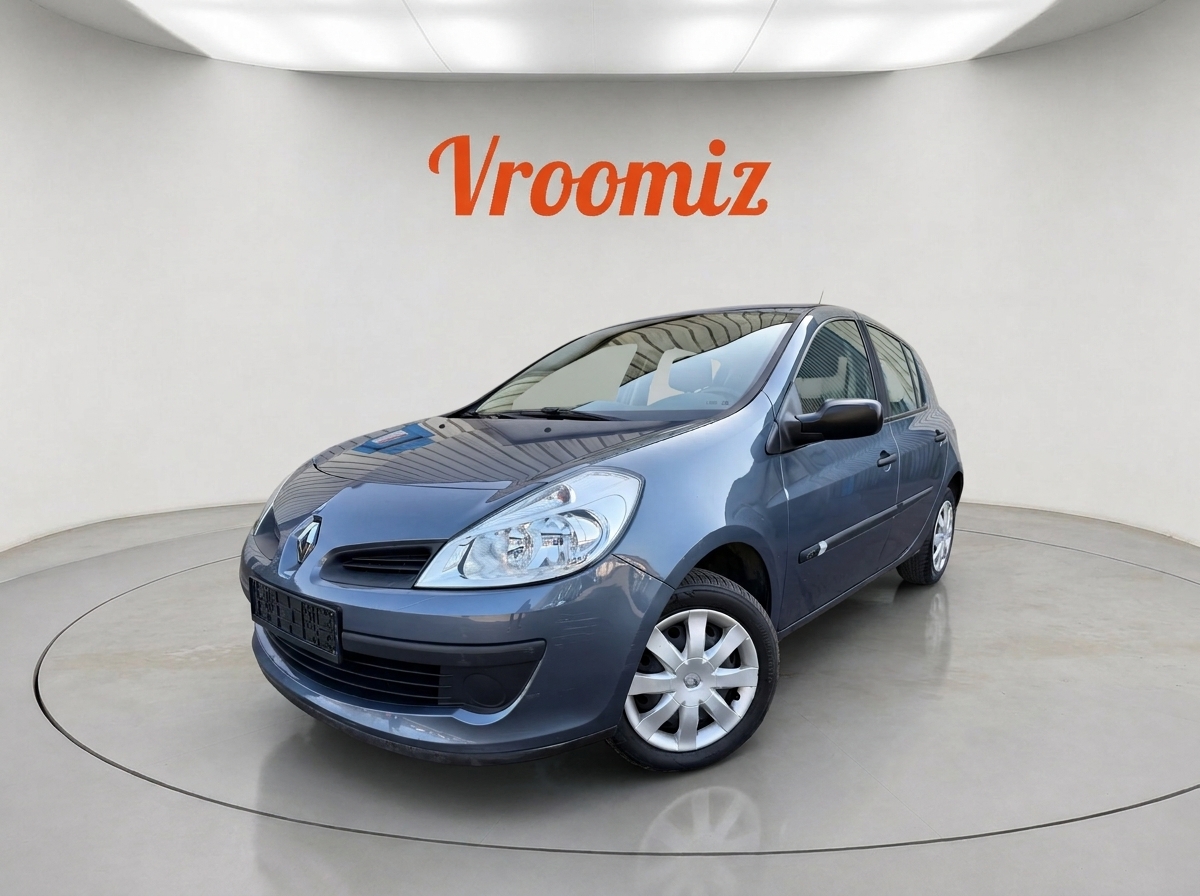 RENAULT Clio III