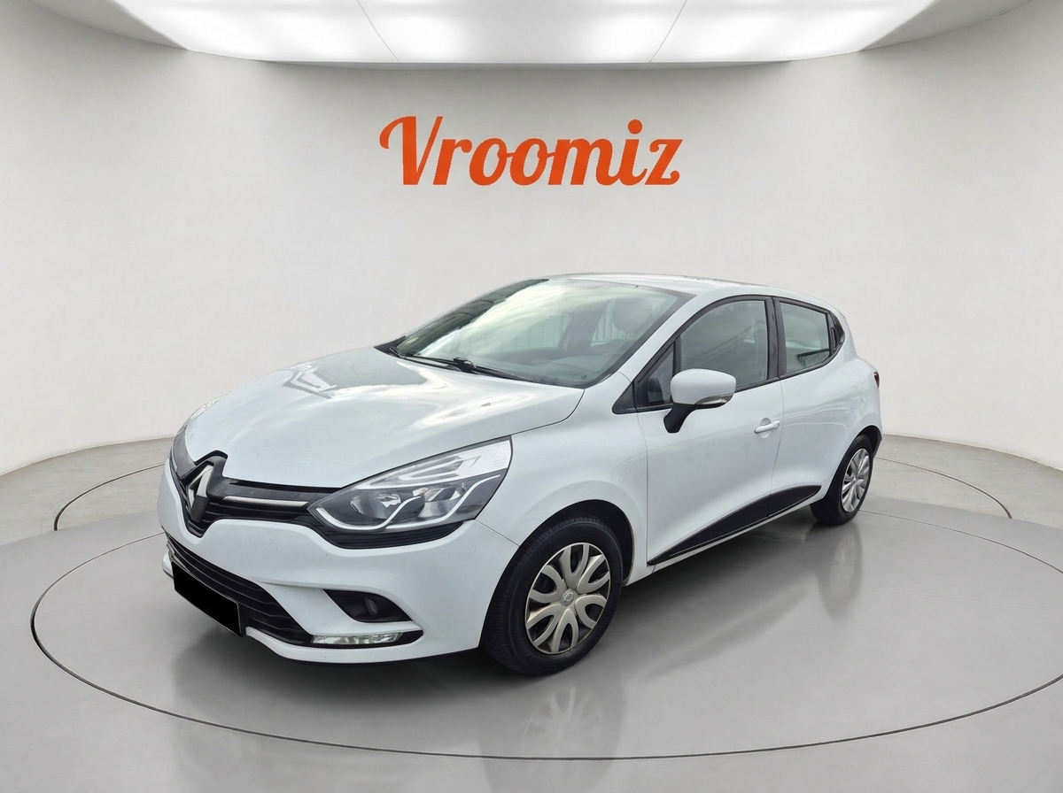 RENAULT Clio IV