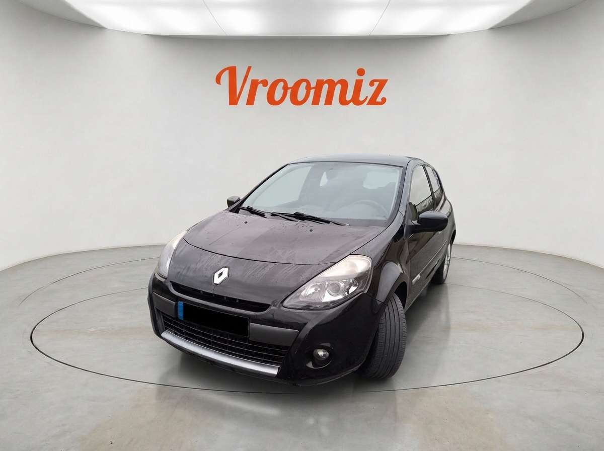 RENAULT Clio III