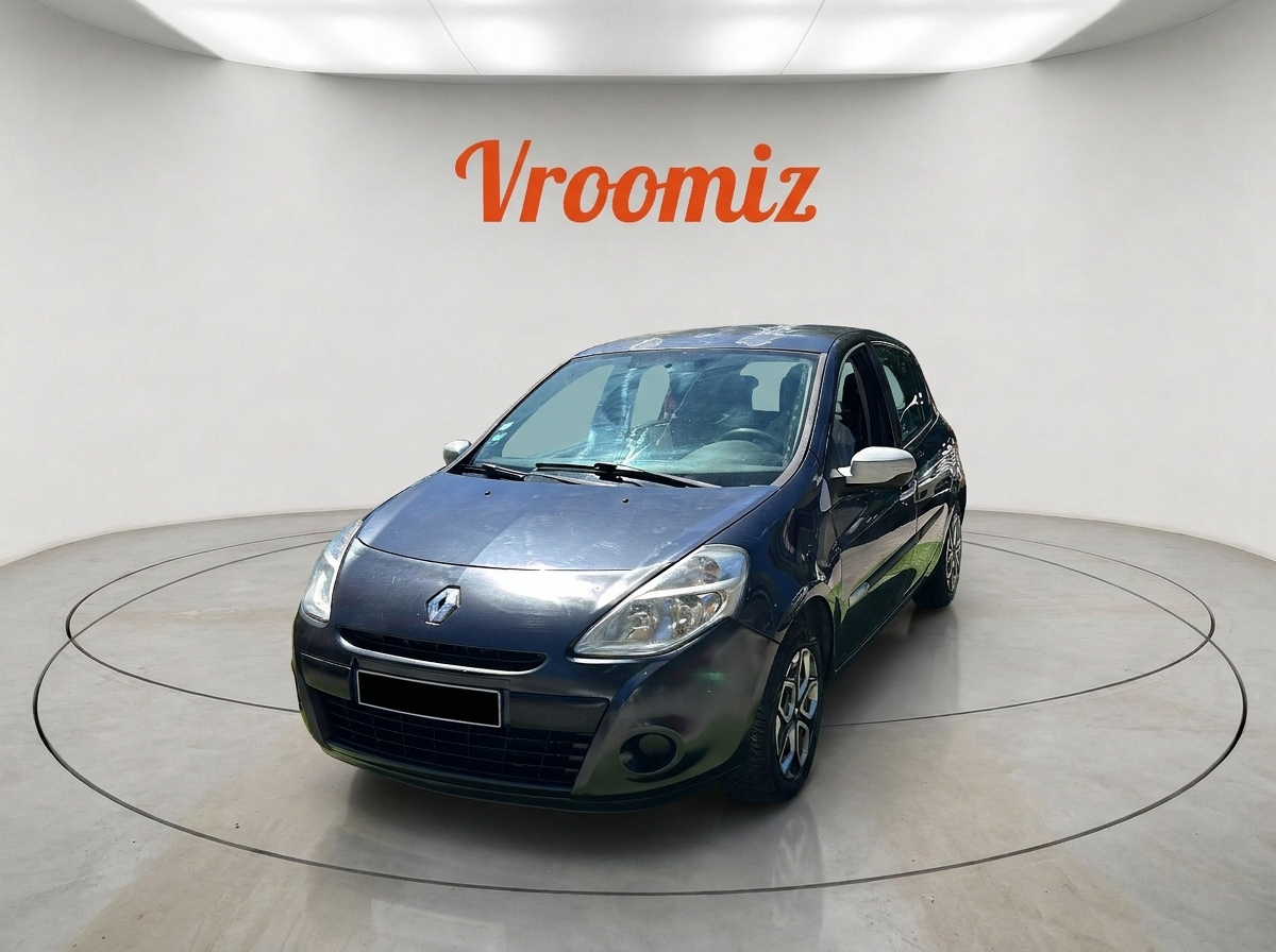 RENAULT Clio III