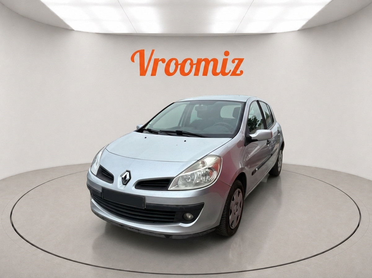 RENAULT Clio III