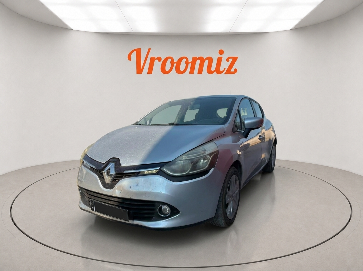RENAULT Clio IV